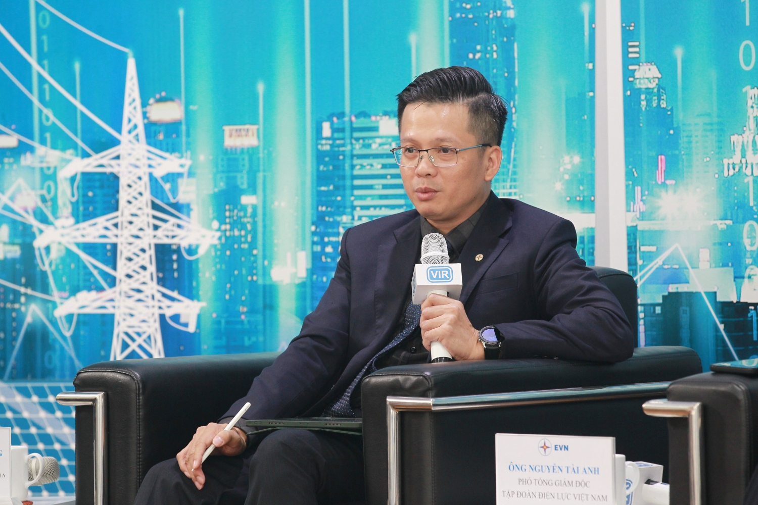 EVN cam kết cung ứng đủ điện, không tăng giá trong năm 2022 dù lợi nhuận bằng không