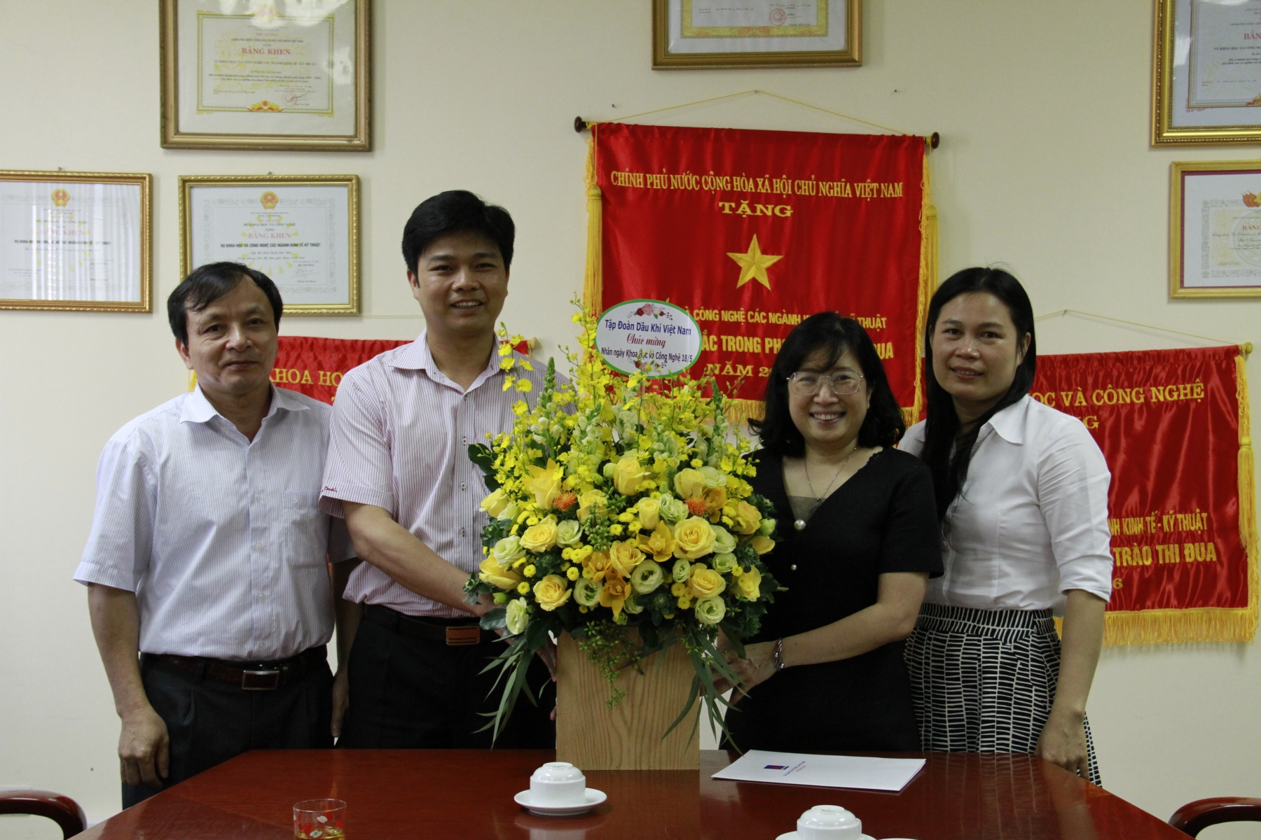 pvn chuc mung ngay khoa hoc va cong nghe viet nam