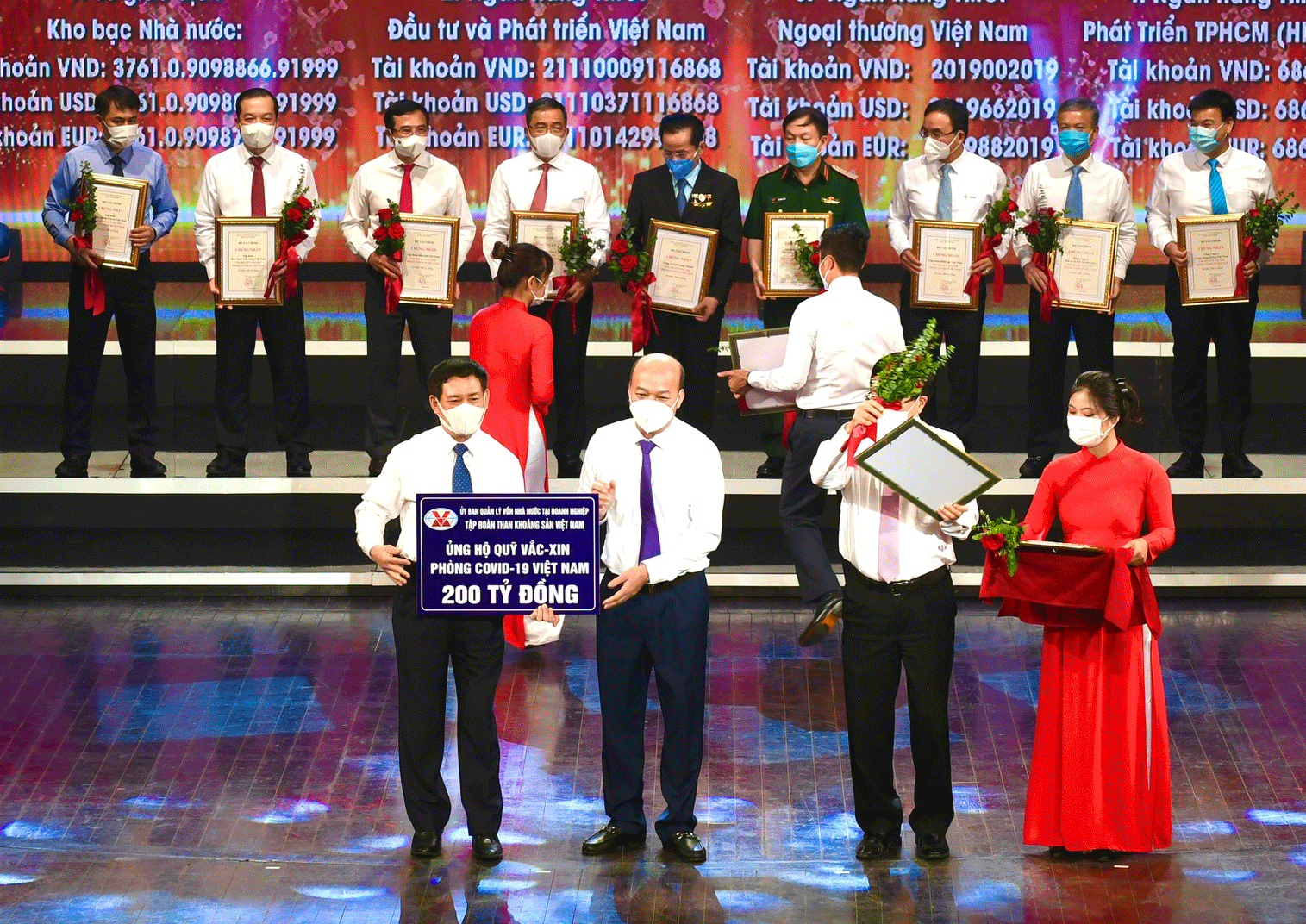 TKV tiếp tục hỗ trợ 6 tỷ đồng phòng chống dịch bệnh Covid-19