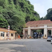Trung Quốc tạm đóng cửa khẩu Lũng Vài - Cốc Nam