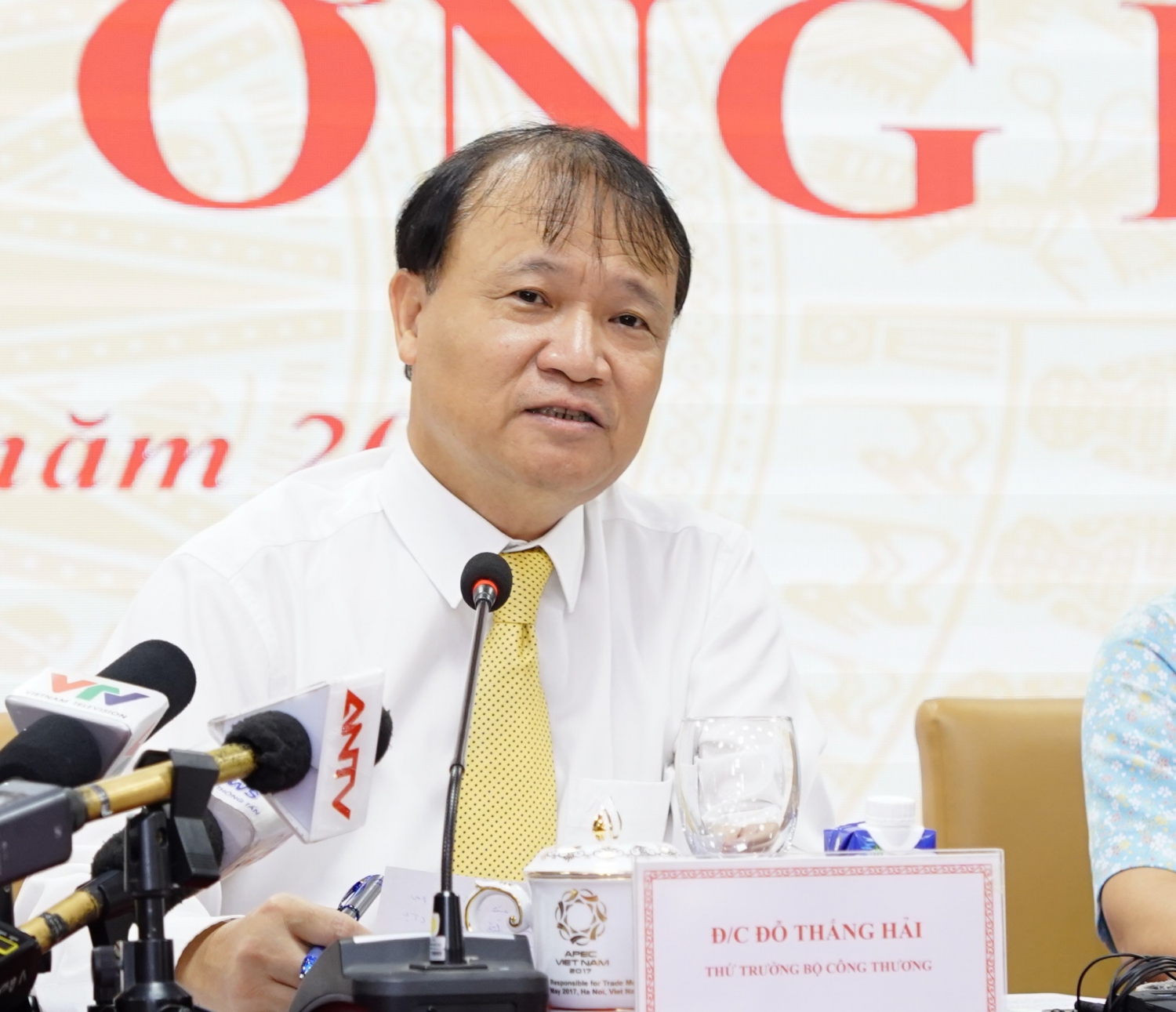 Bài 1: Bộ Công Thương cam kết đủ xăng dầu cho nhu cầu trong nước