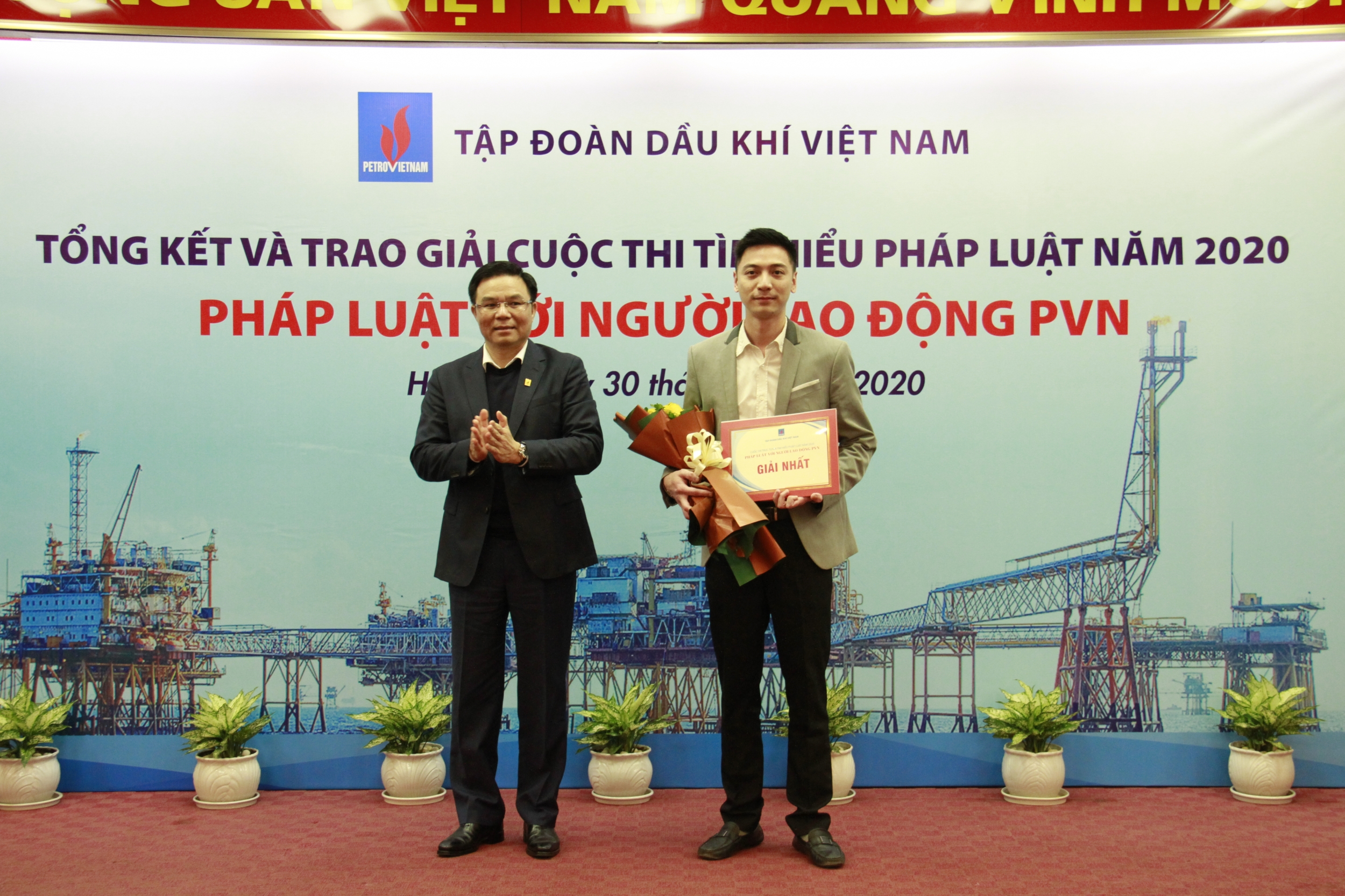Tổng kết và trao giải cuộc thi tìm hiểu “Pháp luật với người lao động PVN”