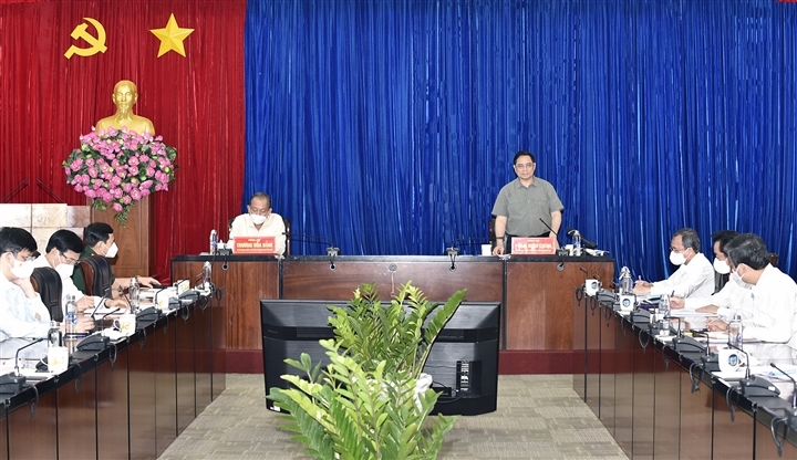 Thủ tướng: Bình Dương phải xây dựng kịch bản phòng, chống dịch ở cấp độ cao hơn