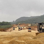 Rà soát các mỏ, bảo đảm đủ vật liệu thi công cao tốc Bắc - Nam phía Đông