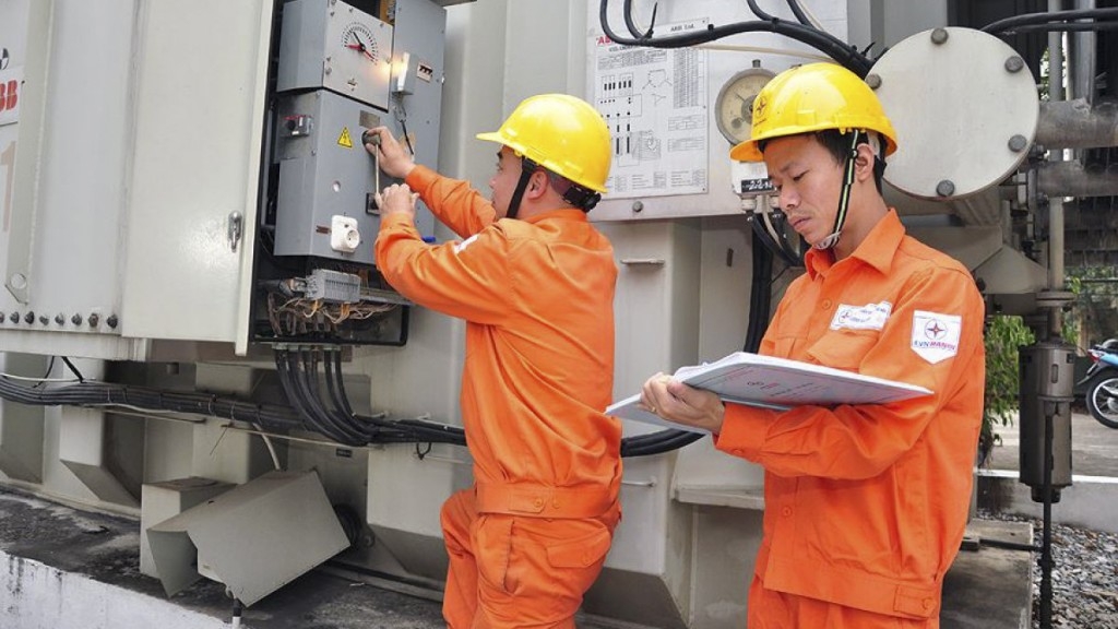 Chưa điều chỉnh tăng giá điện Giá điện có thể lên đến 3.457 đồng/kWh