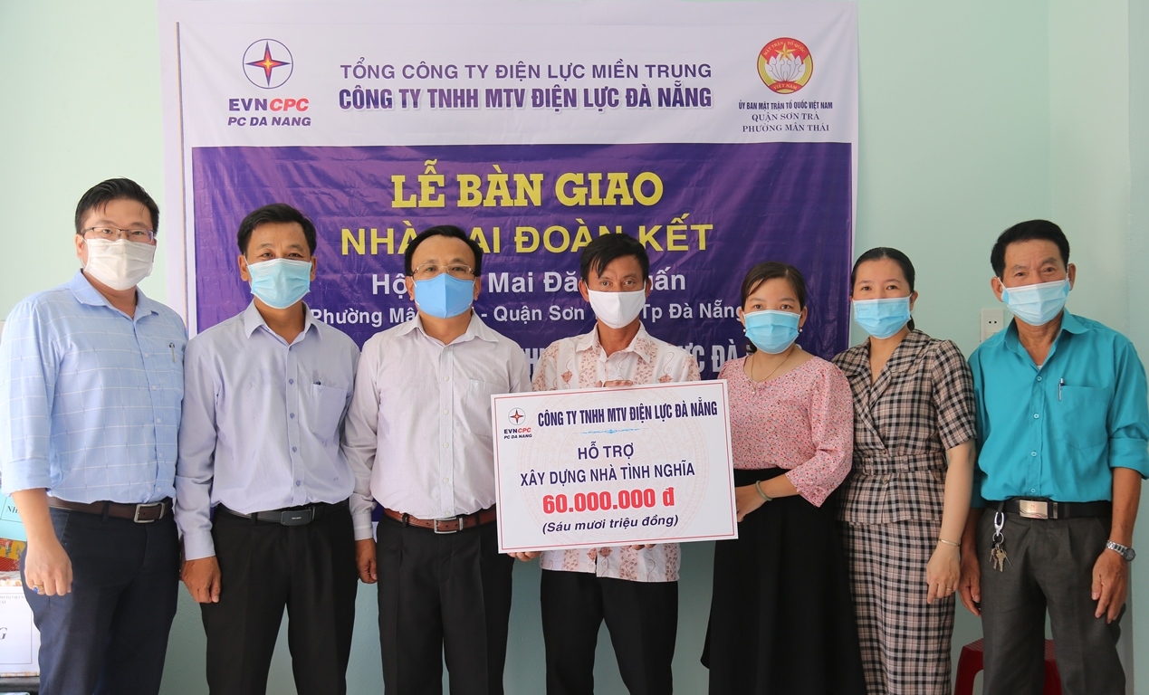 Tri ân bằng hành động thiết thực