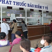 Tháo gỡ nhanh các vướng mắc, bảo đảm thuốc và trang thiết bị y tế