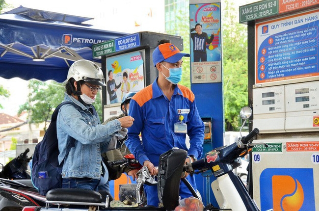 Tin tức kinh tế ngày 8/10: Giá xăng có thể tăng vào tuần tới