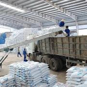 Trung Quốc - Thị trường lớn nhất cung cấp phân bón cho Việt Nam
