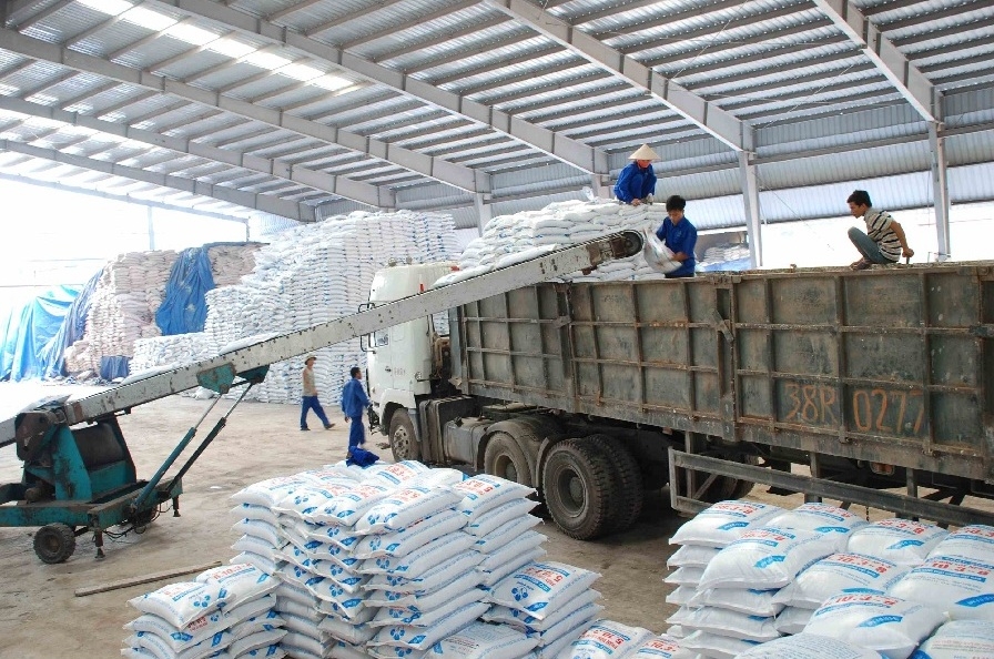 Xuất khẩu phân bón 9 tháng đạt hơn 840 triệu USD