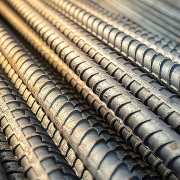 Tin tức kinh tế ngày 23/8: Giá thép sắp chạm đáy