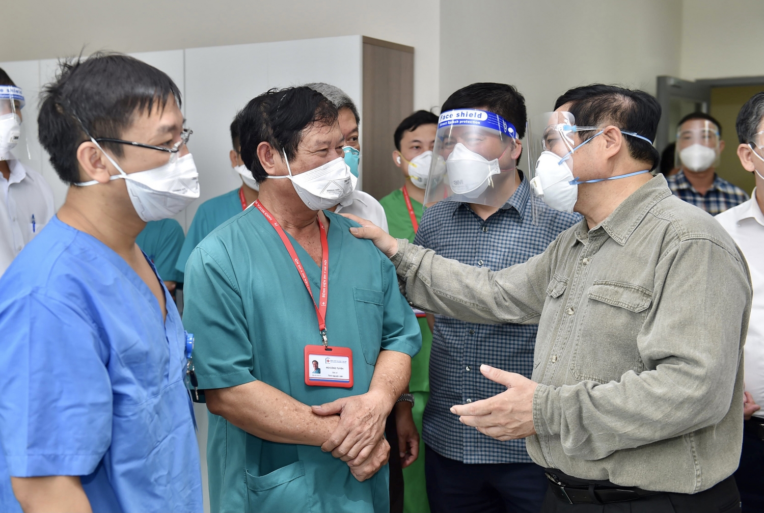 Kết luận của Thủ tướng Chính phủ Phạm Minh Chính tại cuộc họp trực tuyến với cấp xã, phường phía Nam về phòng, chống dịch COVID-19