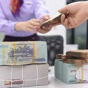 Tin tức kinh tế ngày 18/9: NHNN không bỏ room tín dụng trong ngắn hạn