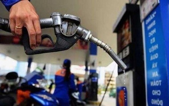 Quỹ bình ổn giá xăng dầu: Cần đánh giá kỹ về hiệu quả và sự cần thiết