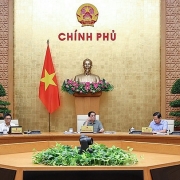 Thủ tướng: Thực hiện chính sách tiền tệ thận trọng, chắc chắn, chủ động, linh hoạt, hiệu quả