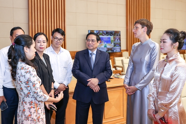 Chuyển đổi số - động lực phát triển kinh tế hợp tác, hợp tác xã trong kỷ nguyên mới Chuyển đổi số - Động lực phát triển kinh tế hợp tác, hợp tác xã trong kỷ nguyên mới