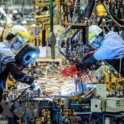 Tin tức kinh tế ngày 5/10: Tăng trưởng GDP Việt Nam mạnh nhất châu Á