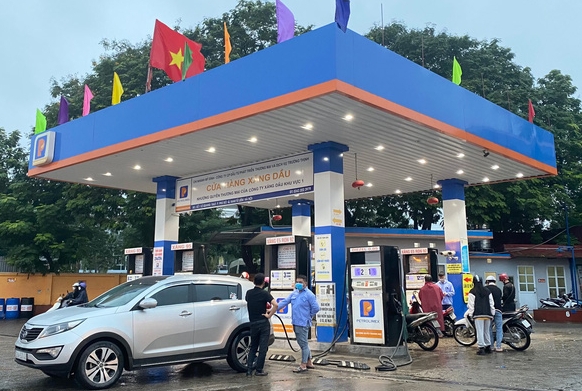 Bộ Công Thương hỏa tốc lấy ý kiến sửa đổi về kinh doanh xăng dầu