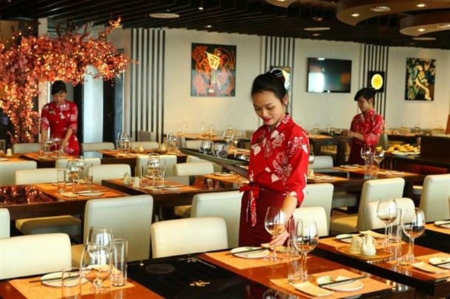 Tin tức kinh tế ngày 26/12: Hơn 700.000 doanh nghiệp ngành ăn uống tạm dừng hoạt động