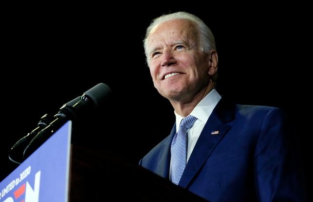 Giải pháp "bất đắc dĩ" của Tổng thống Joe Biden khi đối mặt với áp lực giá dầu