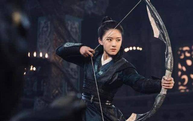 Diễn viên nữ Trung Quốc khi cải trang nam “ngầu” như thế nào?