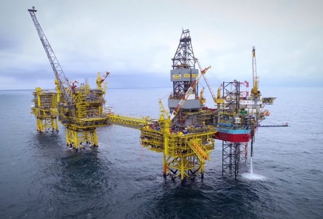 Vương quốc Anh trước cơ hội hồi sinh trong khủng hoảng năng lượng