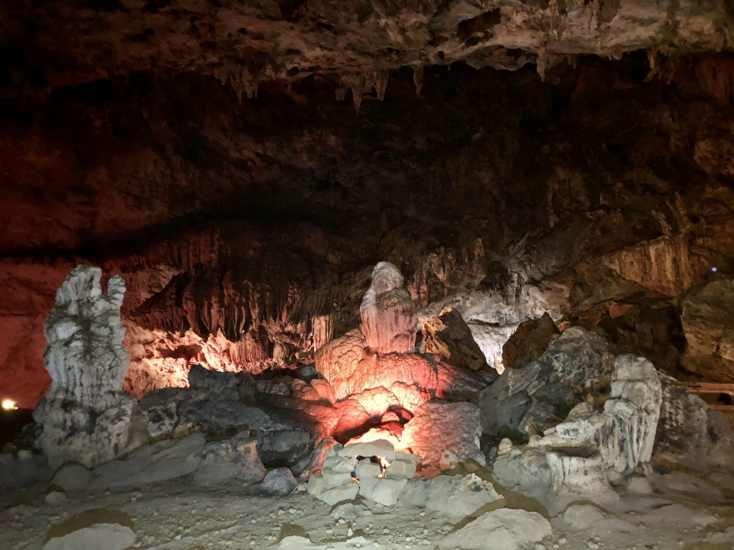 Ngẩn ngơ vẻ đẹp Ngườm Ngao
