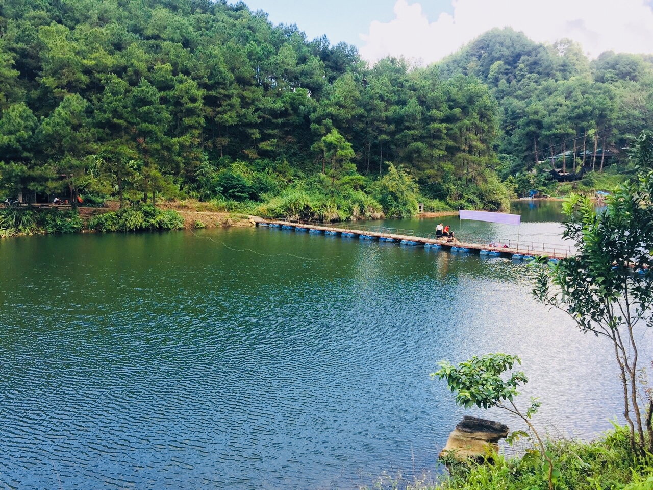 Hồ Bản Chang - Điểm du lịch sinh thái