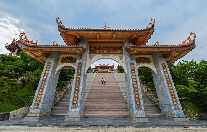 8 điểm du Xuân đầu năm ở Quảng Ninh – Hành trình cảm xúc 8 điểm du Xuân đầu năm ở Quảng Ninh – Hành trình cảm xúc