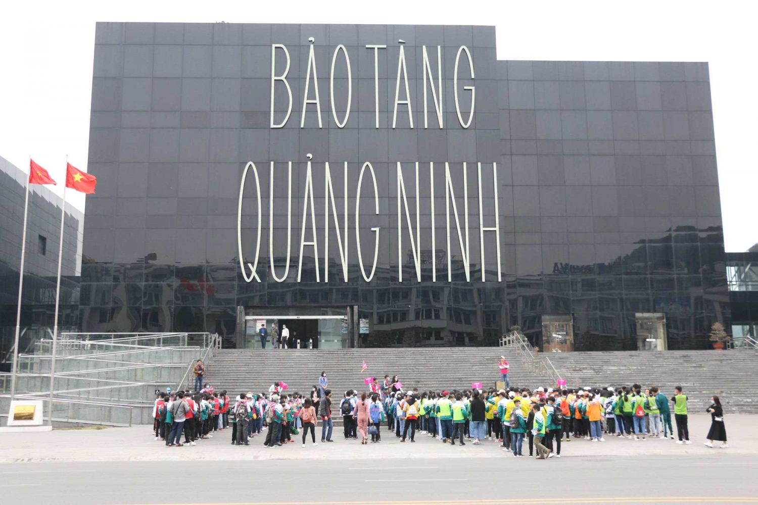 Bảo tàng, Thư viện Quảng Ninh - kiệt tác bên bờ di sản