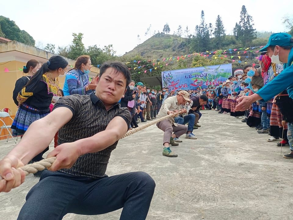 Đặc sắc Lễ hội hoa lê trắng biên cương Si Ma Cai