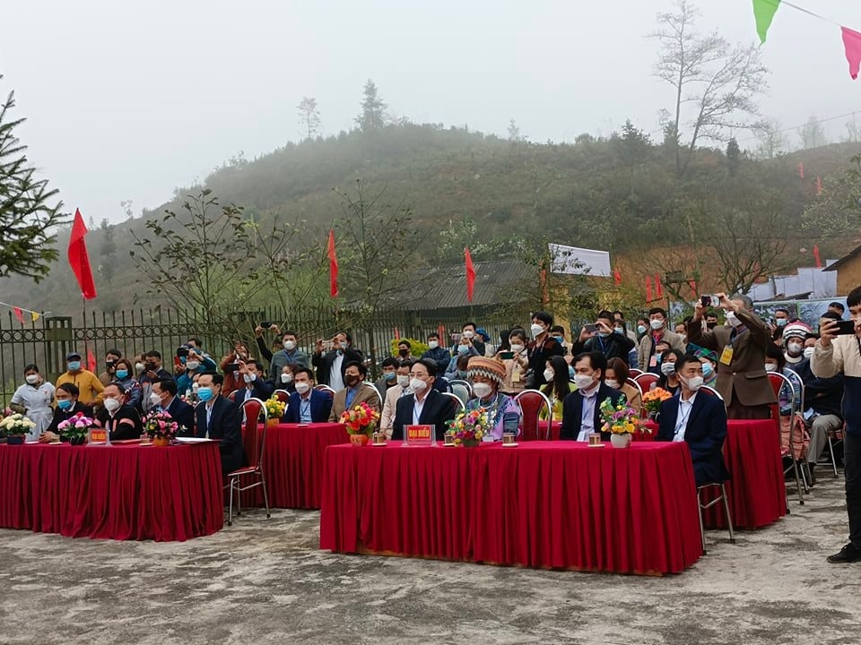 Đặc sắc Lễ hội hoa lê trắng biên cương Si Ma Cai