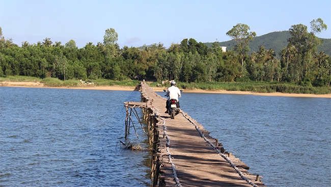 Check-in cầu Vỉ