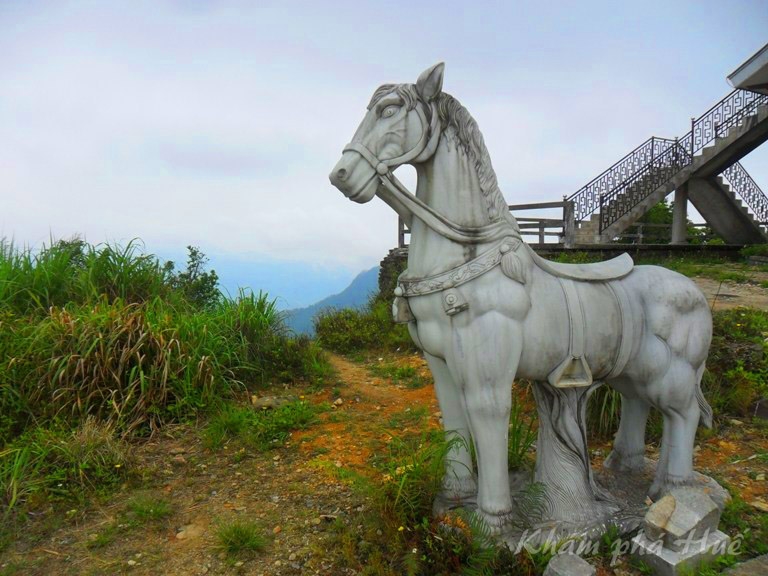 Bạch Mã - Cung đường du lịch xanh
