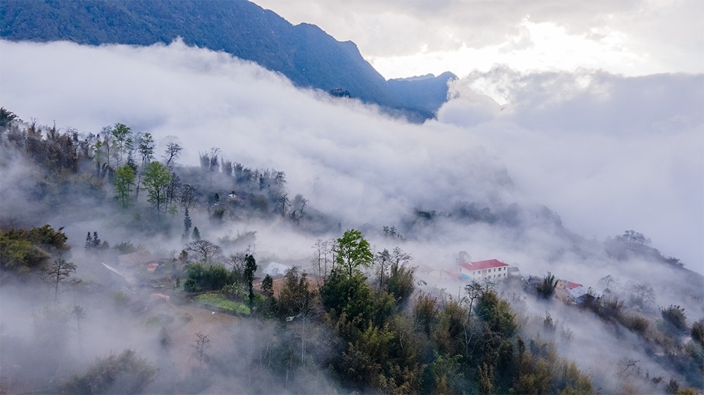 Lung linh “biển mây” Mường Hoa