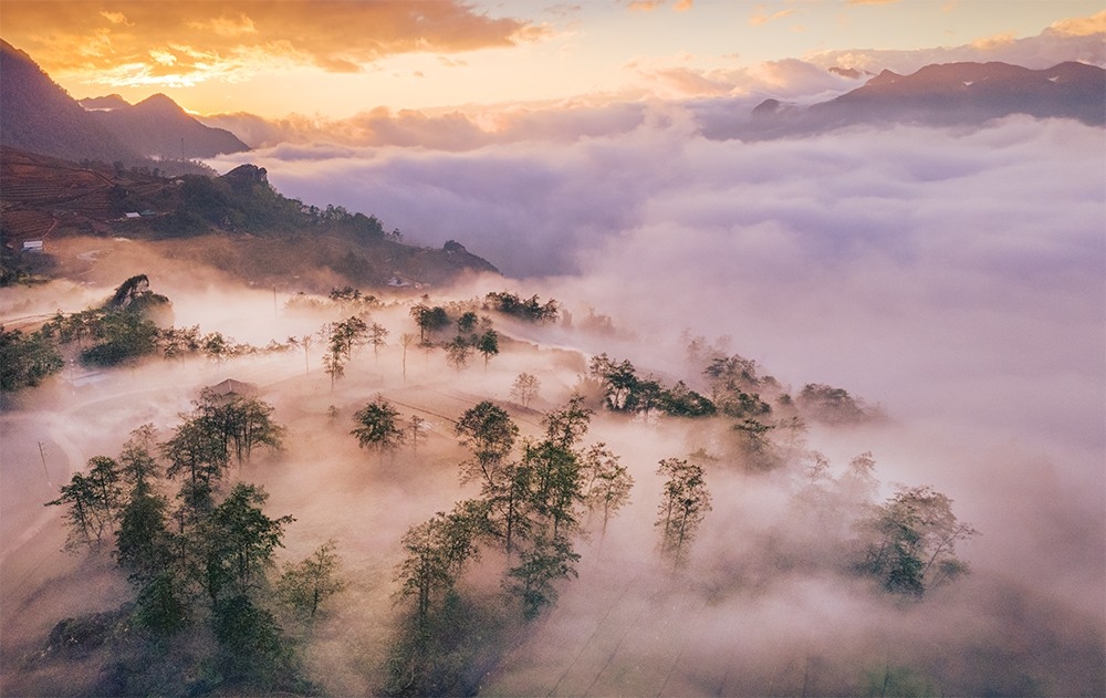 Lung linh “biển mây” Mường Hoa
