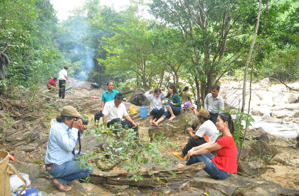 Suối Gấm nên thơ