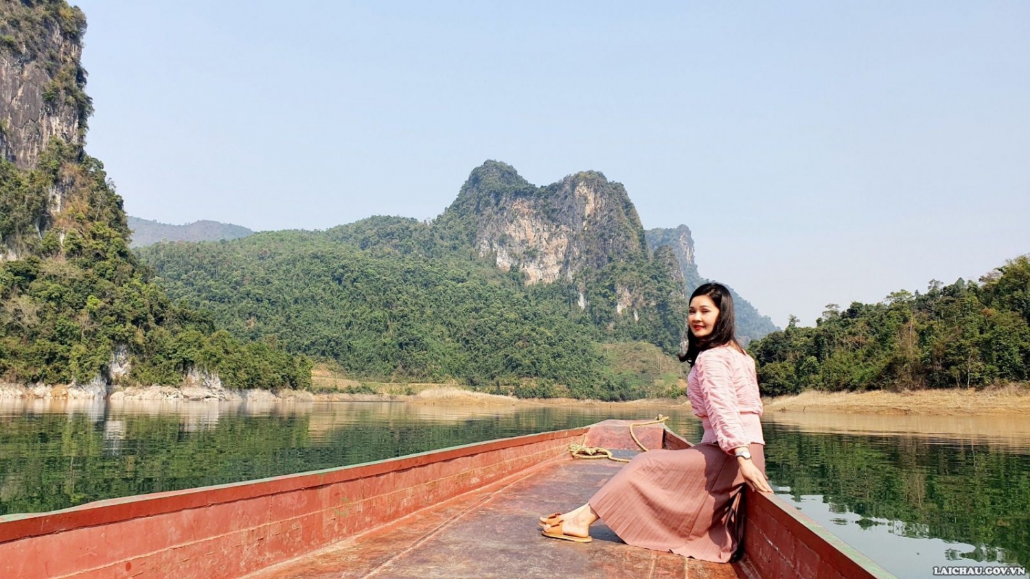 Trải nghiệm mới tại lòng hồ thủy điện Bản Chát
