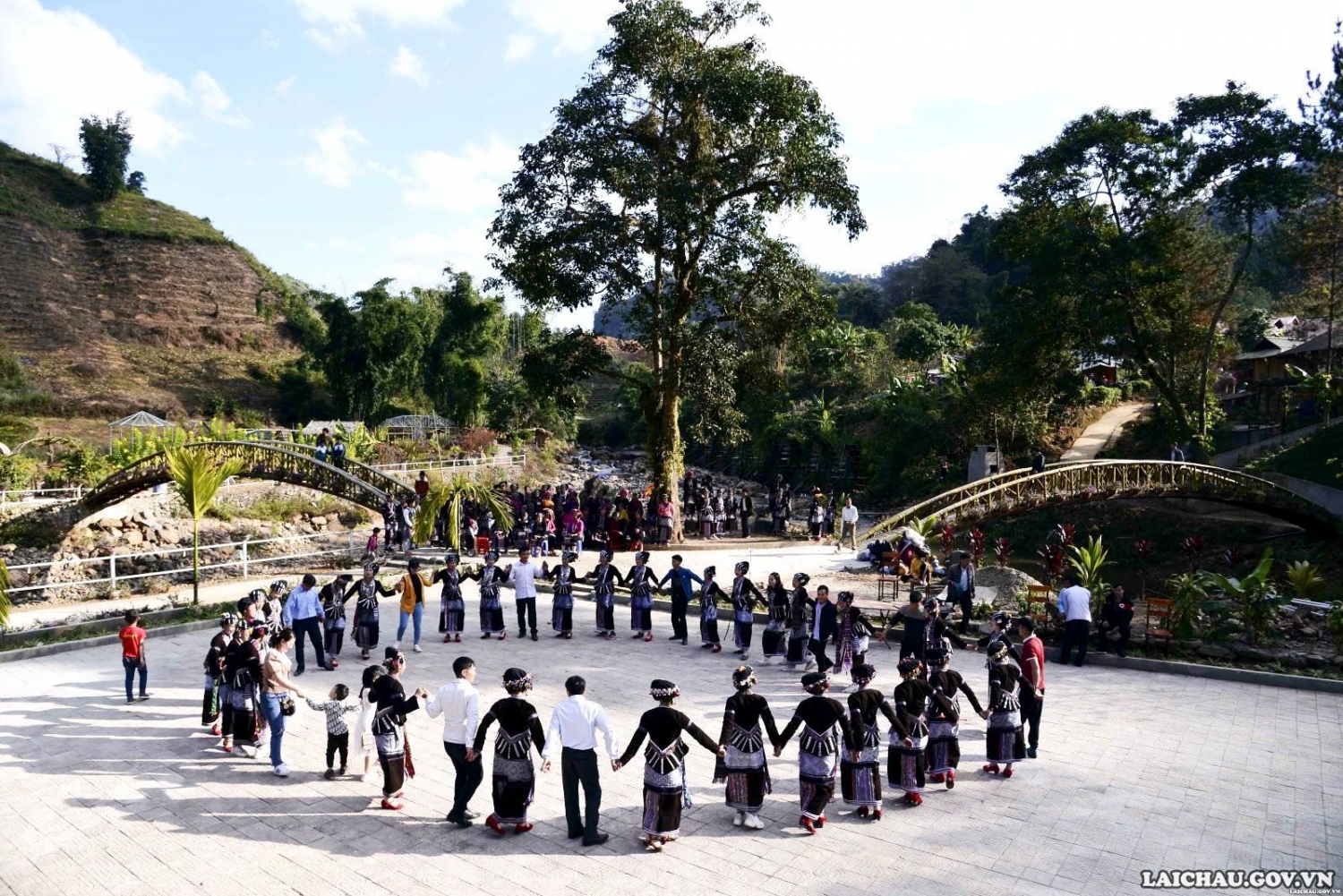Đến bản Thẳm - Tam Đường trải nghiệm nhiều nét văn hóa độc đáo