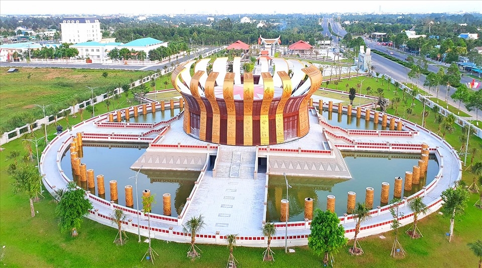 Đền thờ Vua Hùng tại Cần Thơ - Điểm đến lịch sử văn hóa không thể bỏ qua