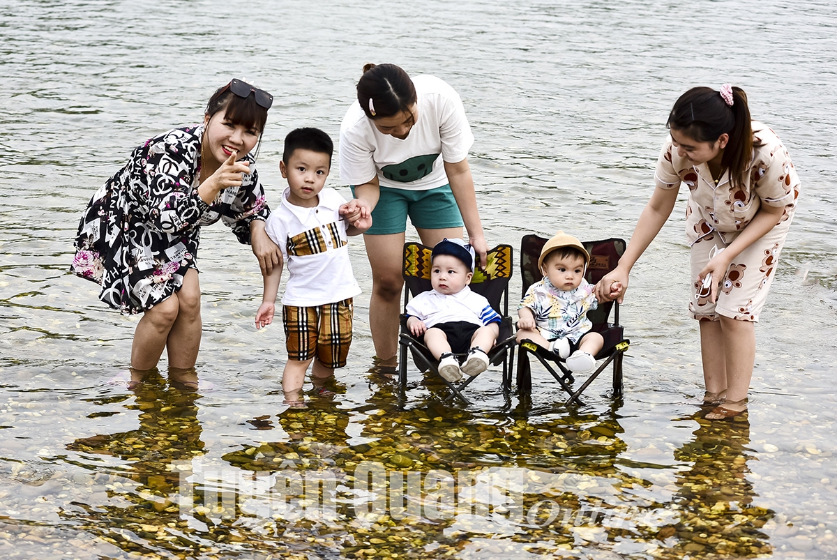 Điểm đến Soi Tình Húc