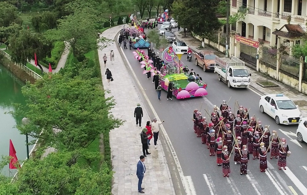 Nhiều hoạt động thu hút khách du lịch mùa Hè tới Sa Pa