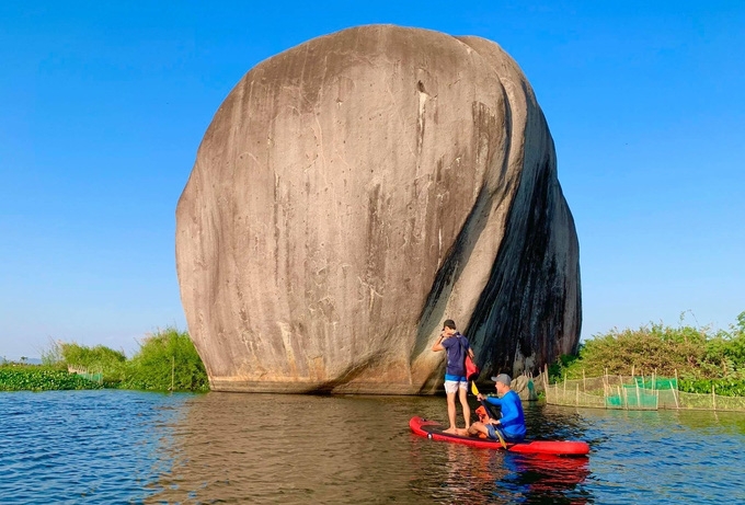 Địa điểm chèo thuyền sup vui chơi sông nước lý tưởng ở Đồng Nai Địa điểm chèo thuyền sup vui chơi sông nước lý tưởng ở Đồng Nai