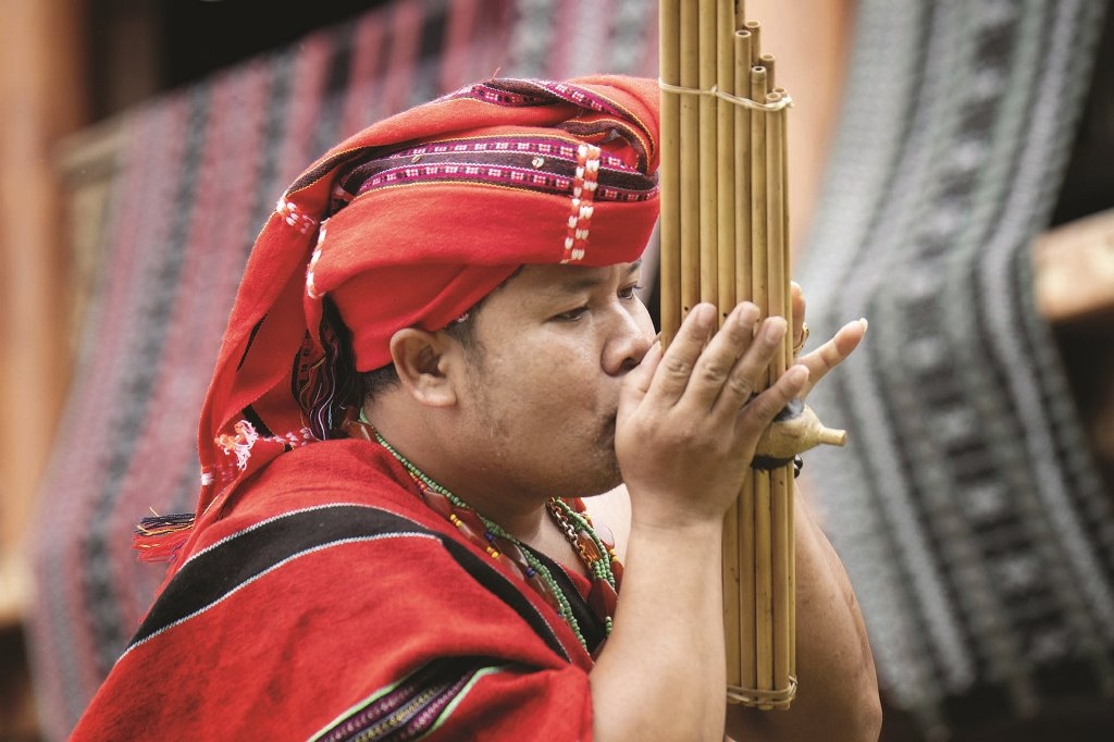 Đến A Lưới nghe khèn, ngắm núi rừng và thư giãn