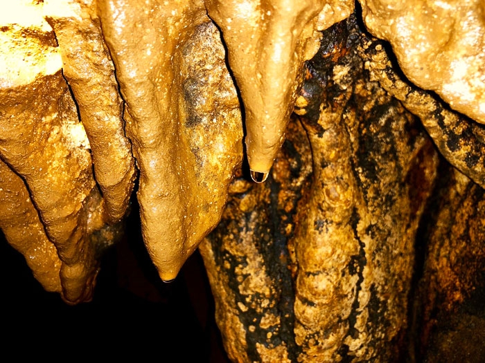 Ấn tượng hang Mỏ Rẹ