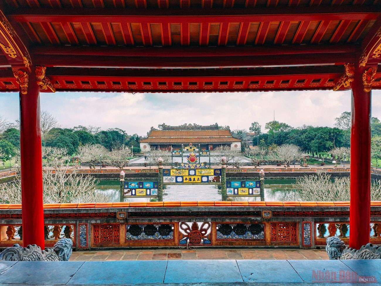 Chiêm ngưỡng lát cắt thời gian trên dấu tích Kinh thành Huế
