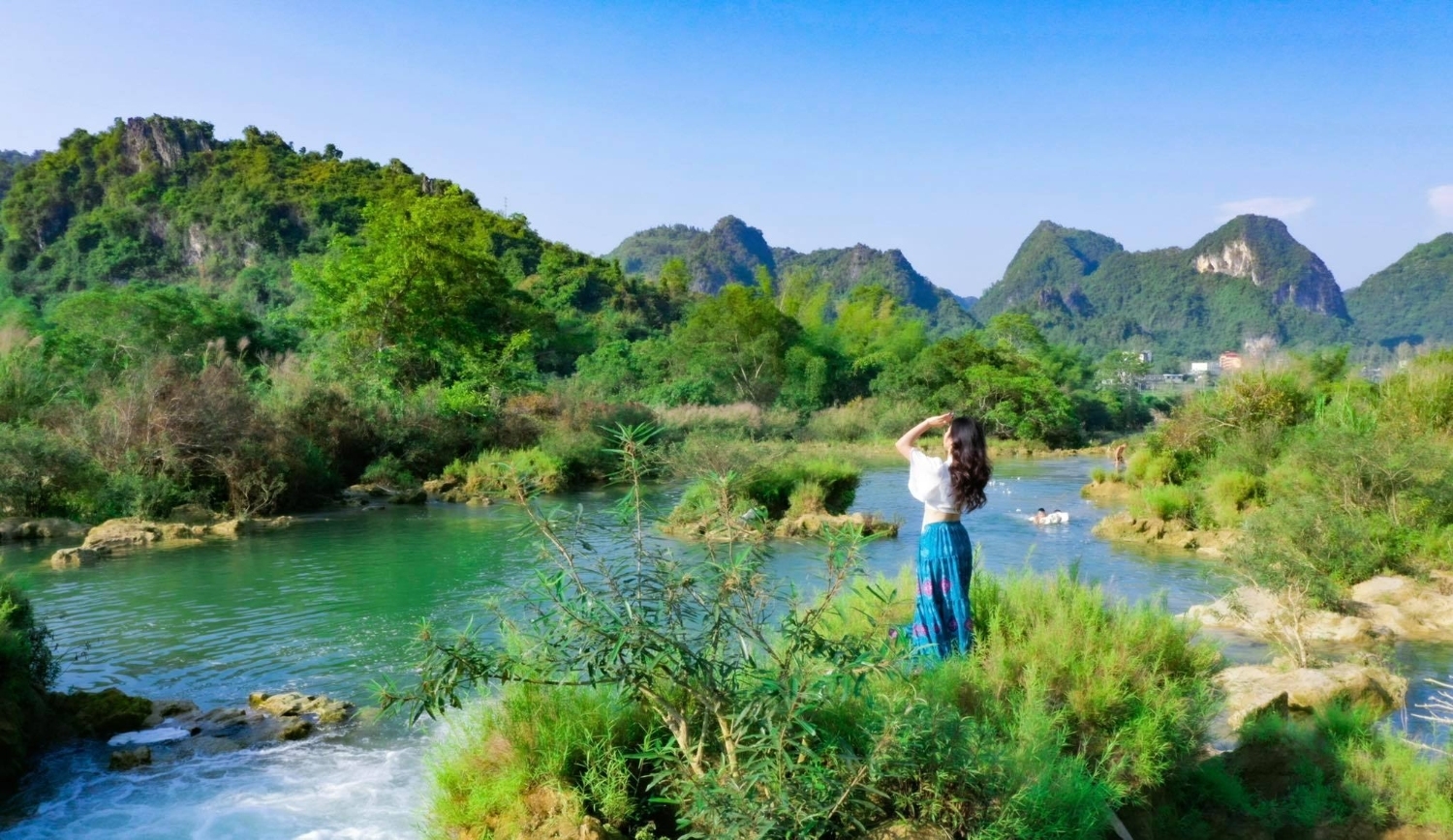 Thác Hoa - Phiên bản 