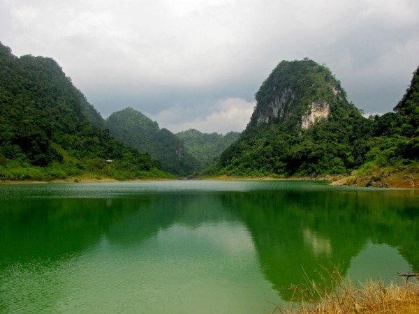 Thang Hen - Hồ trên núi Thang Hen - Hồ trên núi