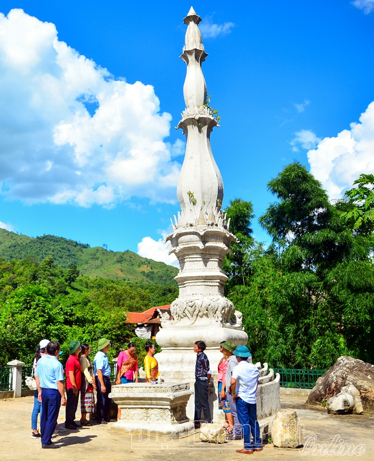 Khám phá vẻ đẹp Điện Biên Đông