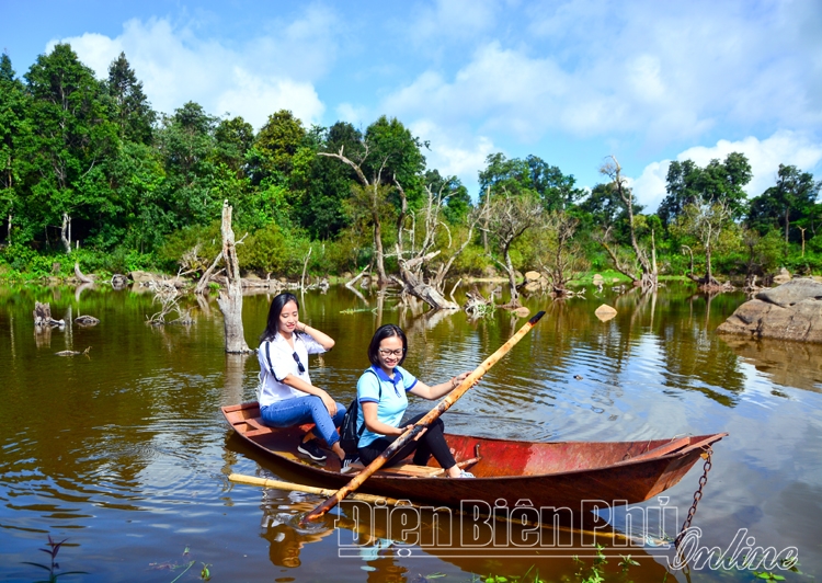 Khám phá vẻ đẹp Điện Biên Đông